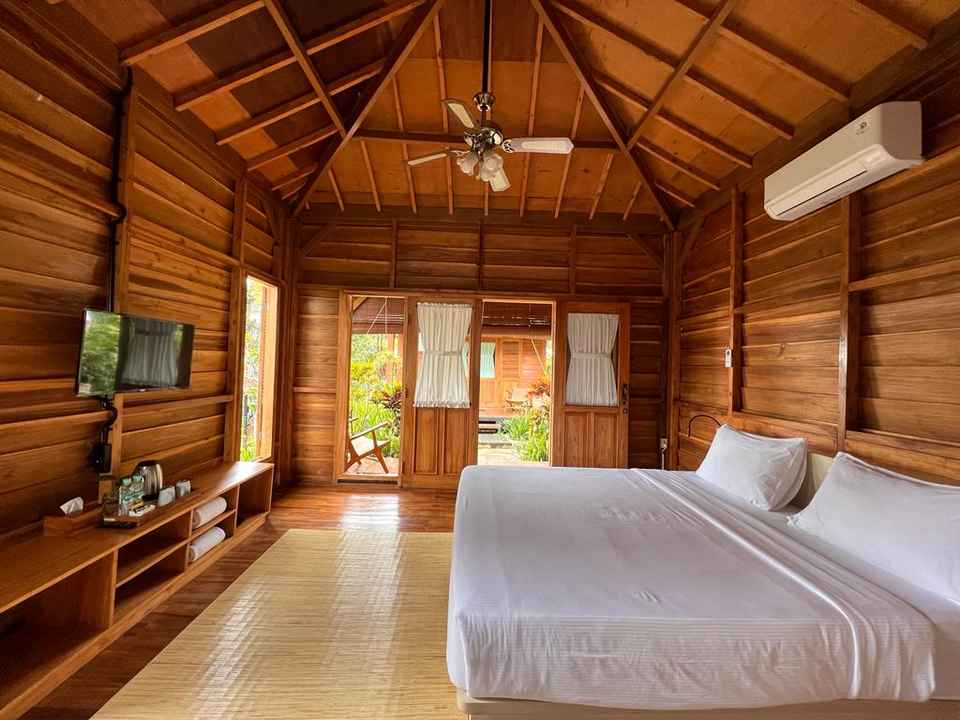 Langit Teduh Resto & Resort